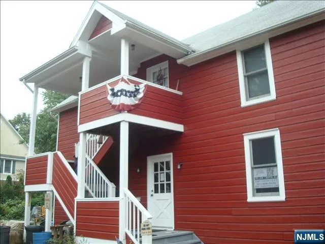 $2,400 | 25 Boulevard, Unit 2, Westwood, NJ 07675