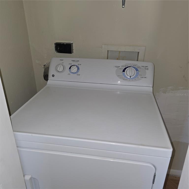 922 Lake Destiny Road, Unit F Altamonte Springs, FL 32714 - Photo 11 of 17 a close up view of washer and dryer