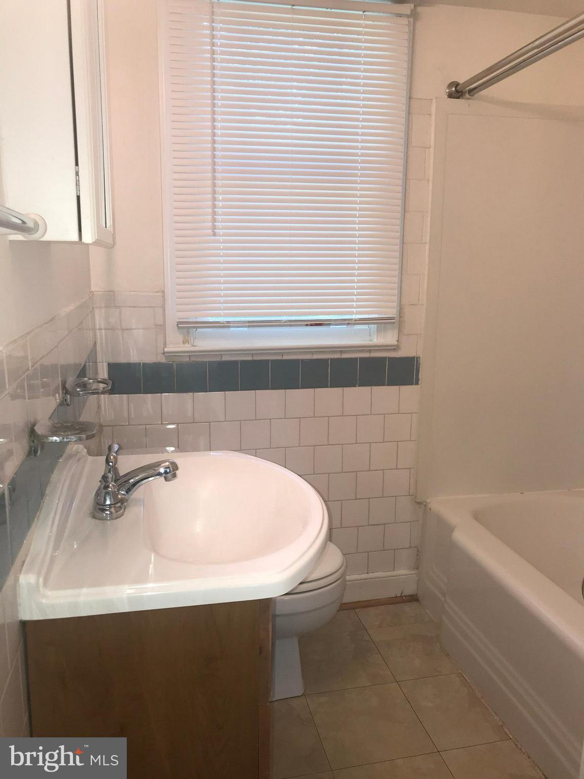2609 Sheraton Street Silver Spring, MD 20906 - Photo 7 of 10 Bath