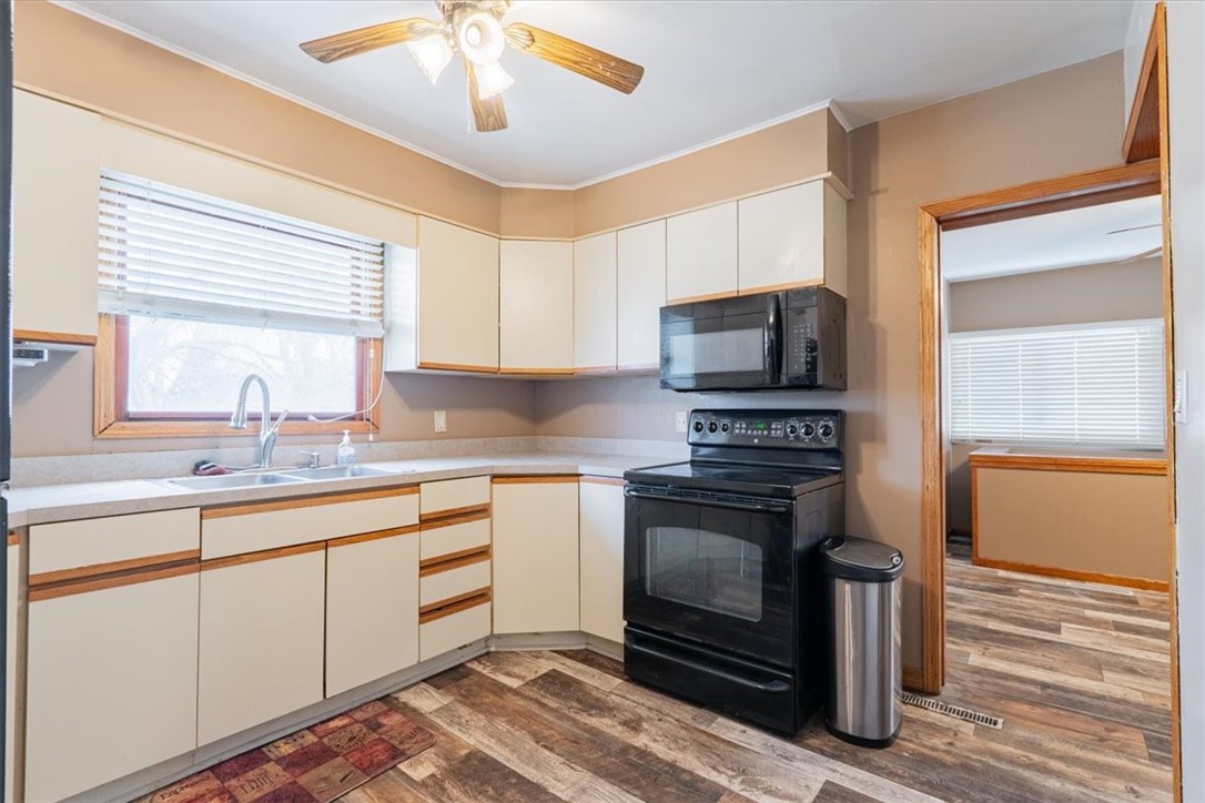 3037 South Wheatland Road Decatur, IL 62521 - Photo 6 of 20 Gallery Image 6