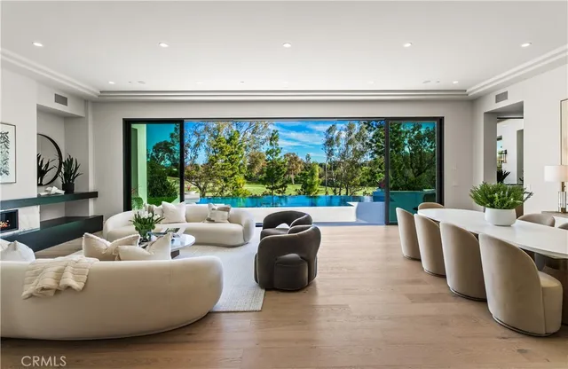 $21,995,000 | 76 Hillcrest Lane, Newport Beach, CA 92660