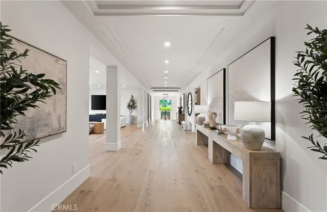 $21,995,000 | 76 Hillcrest Lane, Newport Beach, CA 92660