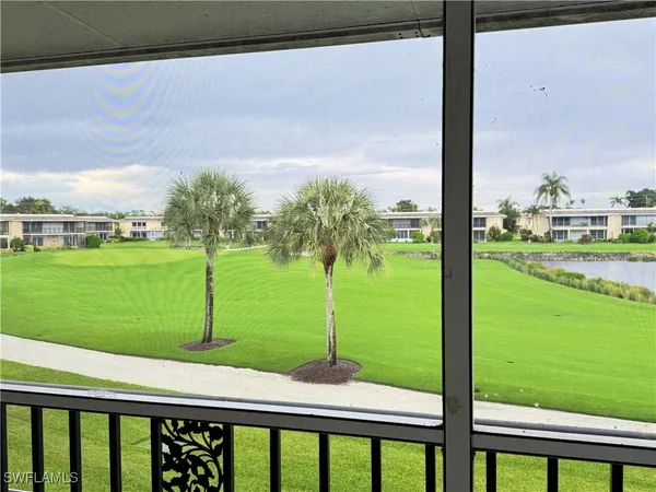 $1,800 | 364 Tern Drive, Unit 4, Naples, FL 34112