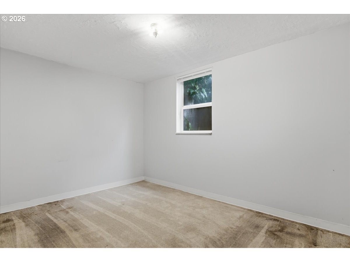 10834 Southeast Long Street Portland, OR 97266 - Photo 24 of 38