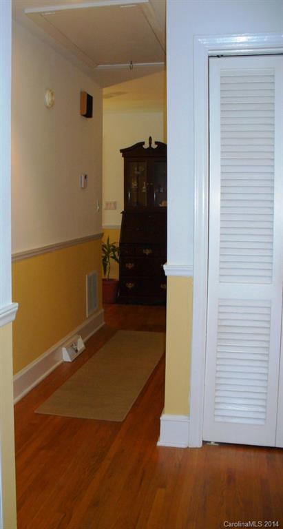 427 Boyce Road Charlotte, NC 28211 - Photo 16 of 24 Gallery Image 16