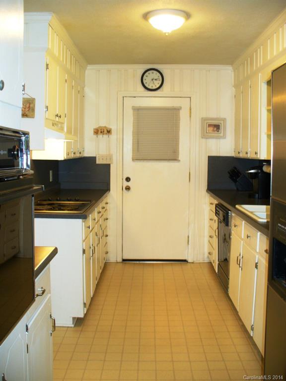 427 Boyce Road Charlotte, NC 28211 - Photo 19 of 24 Gallery Image 19