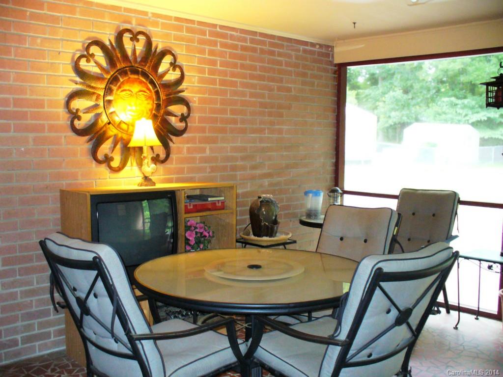427 Boyce Road Charlotte, NC 28211 - Photo 23 of 24 Gallery Image 23