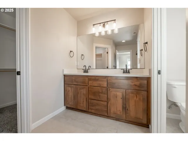 $535,000 | 383 Northwest Denton Avenue, Dallas, OR 97338