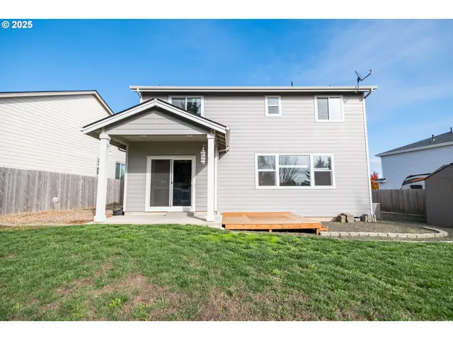 $535,000 | 383 Northwest Denton Avenue, Dallas, OR 97338