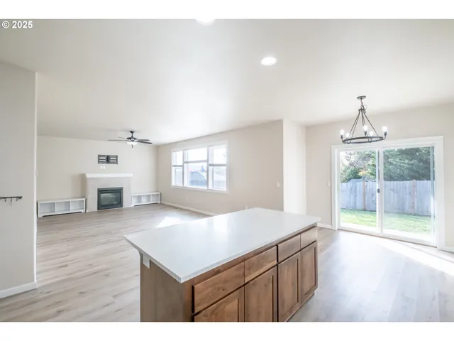 $535,000 | 383 Northwest Denton Avenue, Dallas, OR 97338