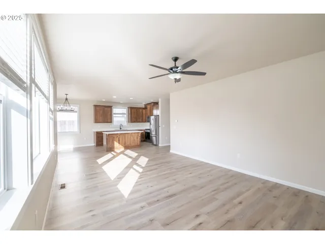 $535,000 | 383 Northwest Denton Avenue, Dallas, OR 97338