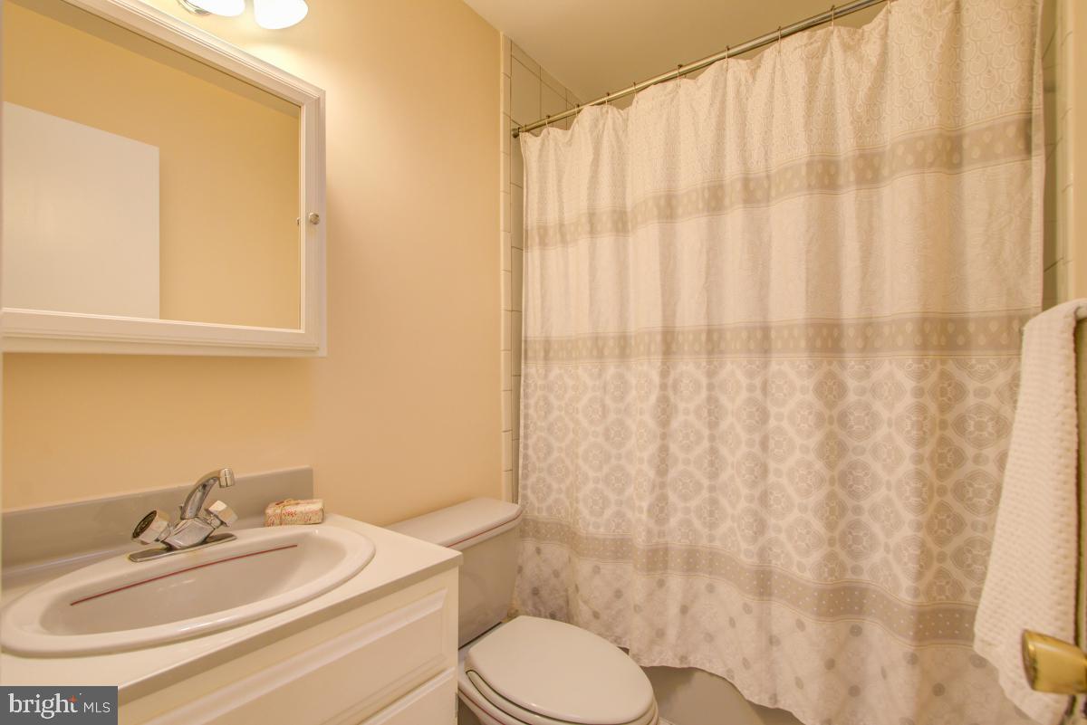 14813 Stonegate Terrace Silver Spring, MD 20905 - Photo 22 of 42 Gallery Image 22
