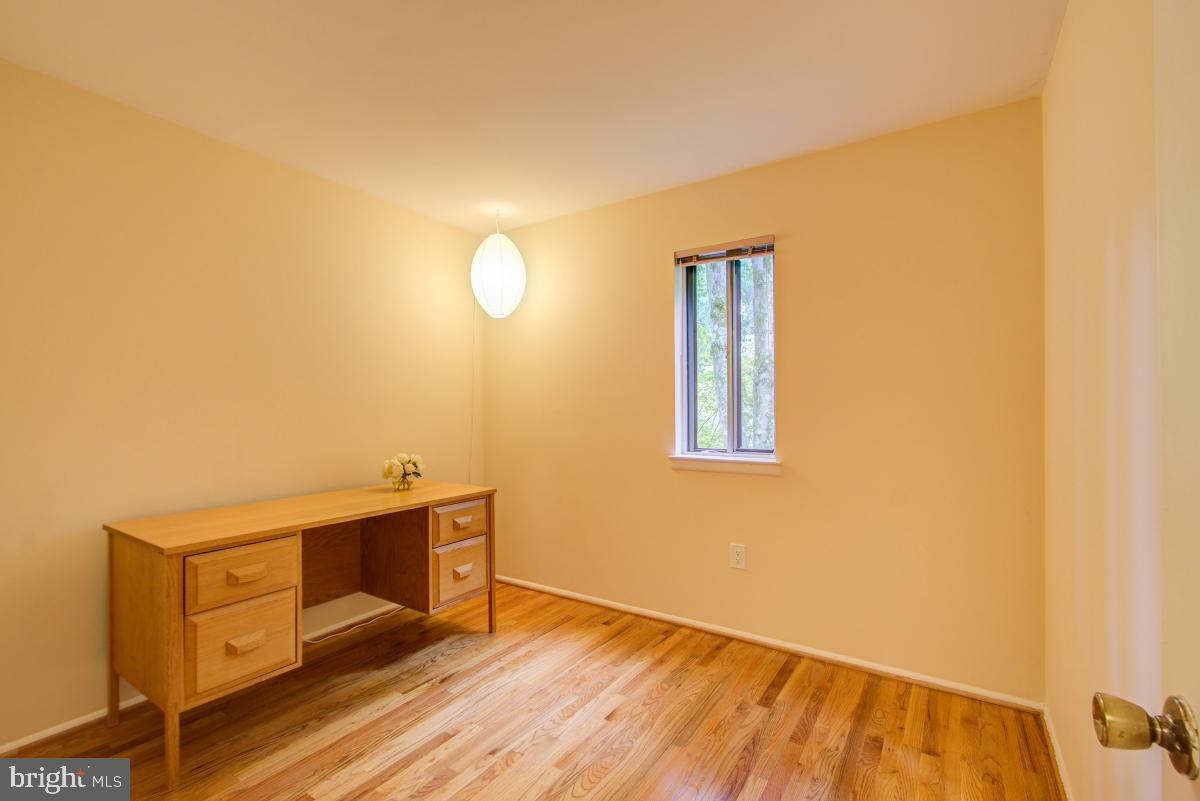 14813 Stonegate Terrace Silver Spring, MD 20905 - Photo 23 of 42 Gallery Image 23