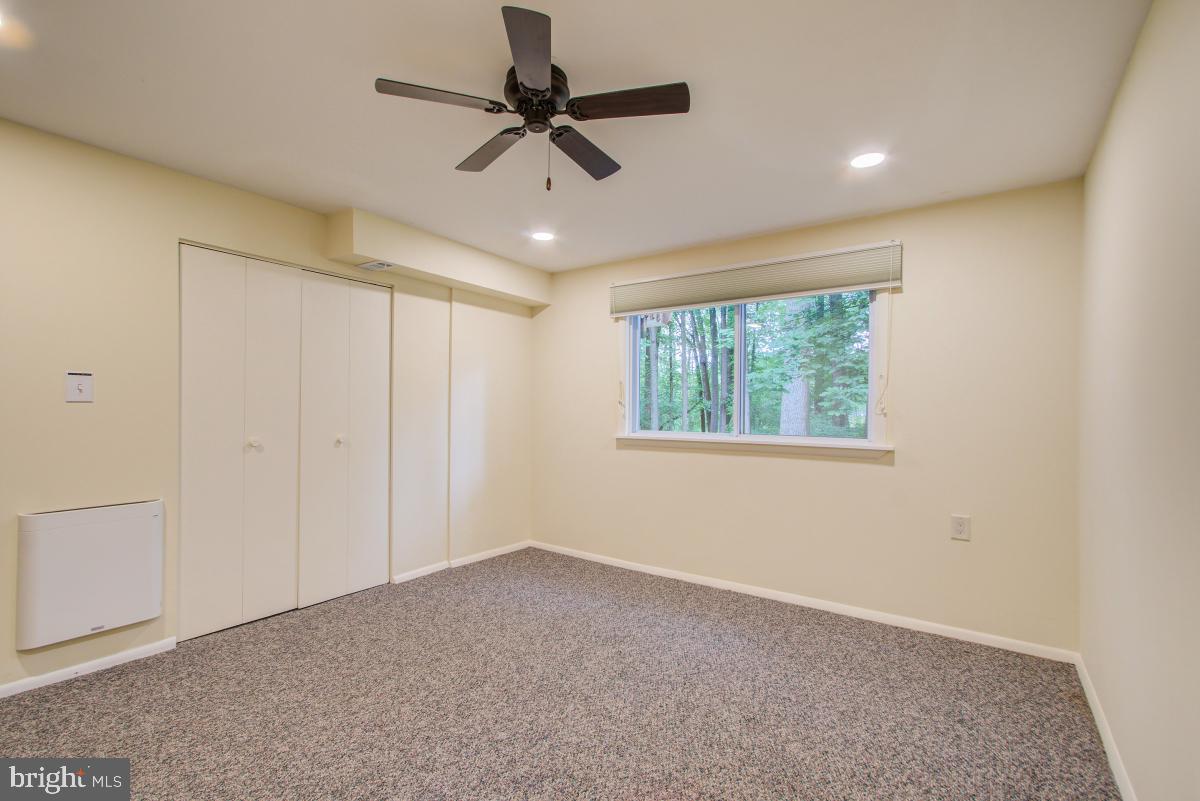 14813 Stonegate Terrace Silver Spring, MD 20905 - Photo 33 of 42 Gallery Image 33