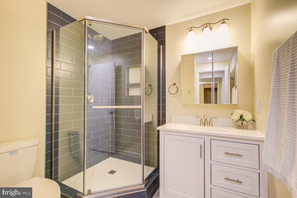 14813 Stonegate Terrace Silver Spring, MD 20905 - Photo 35 of 42 Gallery Image 35
