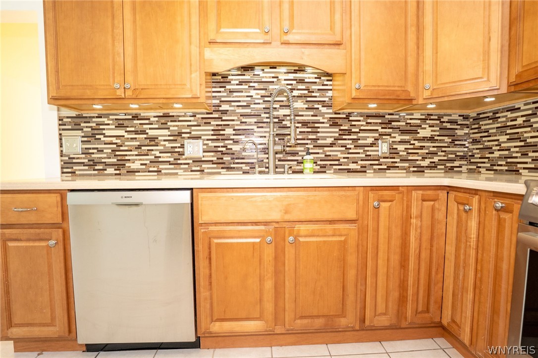 5201 Scranton Road Hamburg, NY 14075 - Photo 12 of 35 Corian countertops, under cabinet lighting