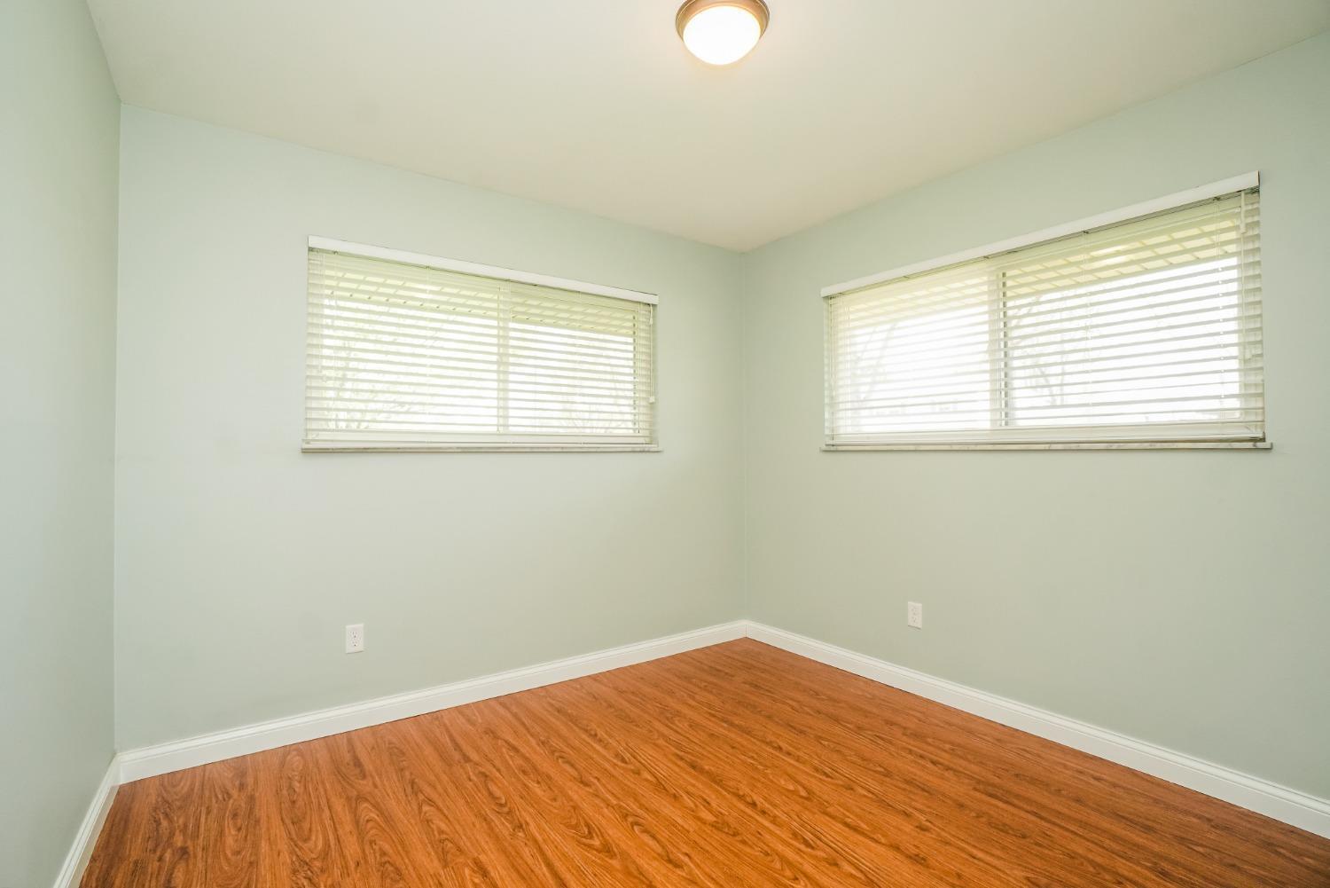 1437 Surrey Road Troy, OH 45373 - Photo 18 of 22 Gallery Image 18