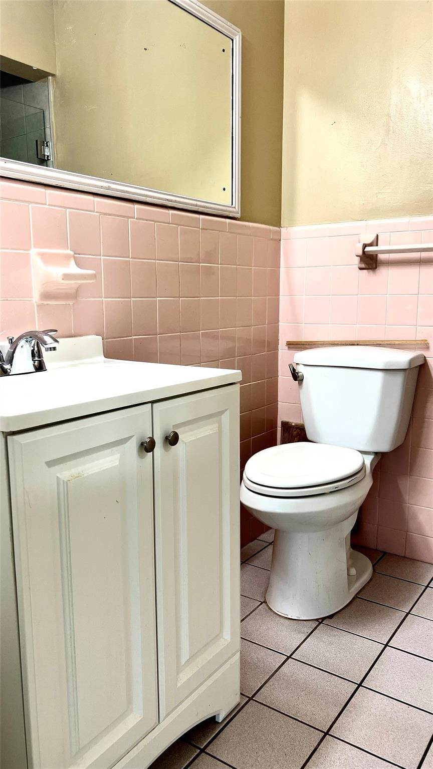 225 Southwest 7th Street, Unit 3 Boca Raton, FL 33432 - Photo 12 of 17 Photo 12