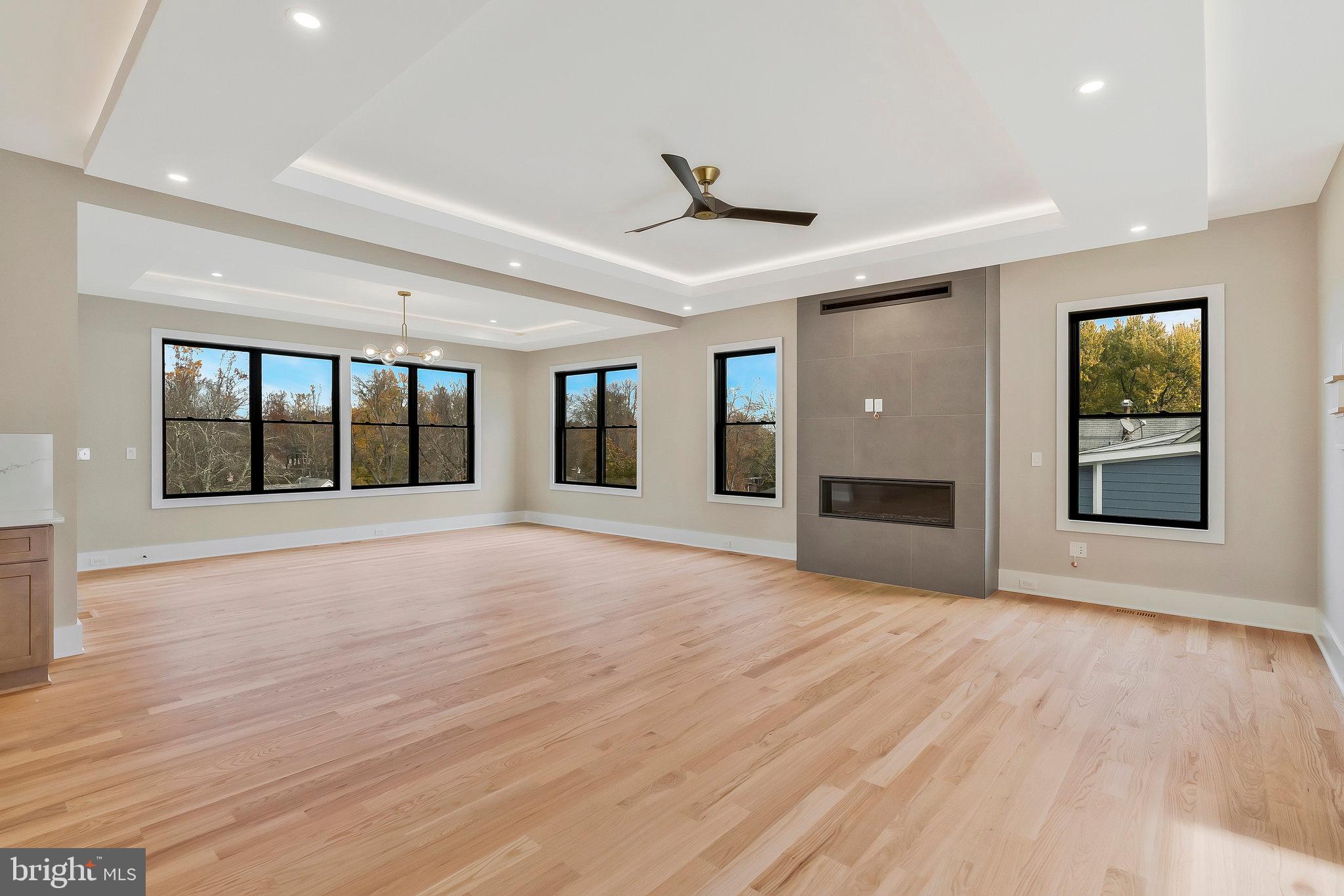 1907 Foxhall Road McLean, VA 22101 - Photo 7 of 100 Family room with gas fire place