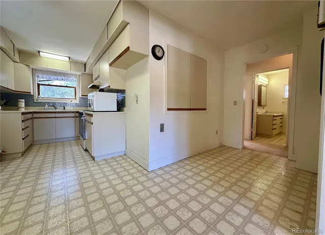 $675,000 | 10240 West Us Highway, Howard, CO 81233