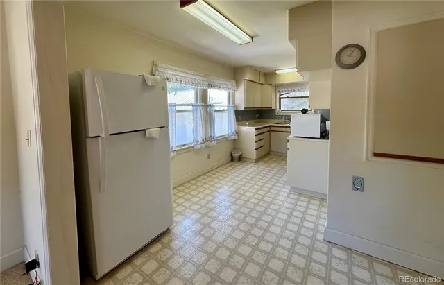 $675,000 | 10240 West Us Highway, Howard, CO 81233