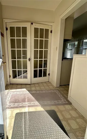 a view of utility room