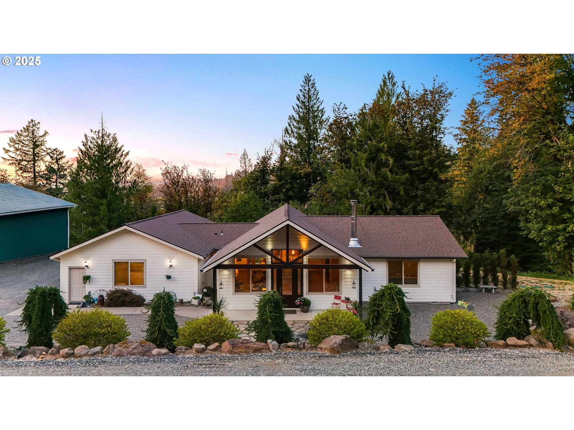 30076 Southeast Cemetery Road Estacada, OR 97023 - Photo 34 of 38 a house with a big yard and large trees