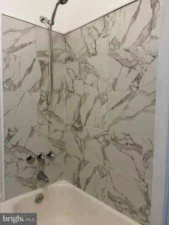 $900 | 120 Francis Street, Unit 1, Darby, PA 19023