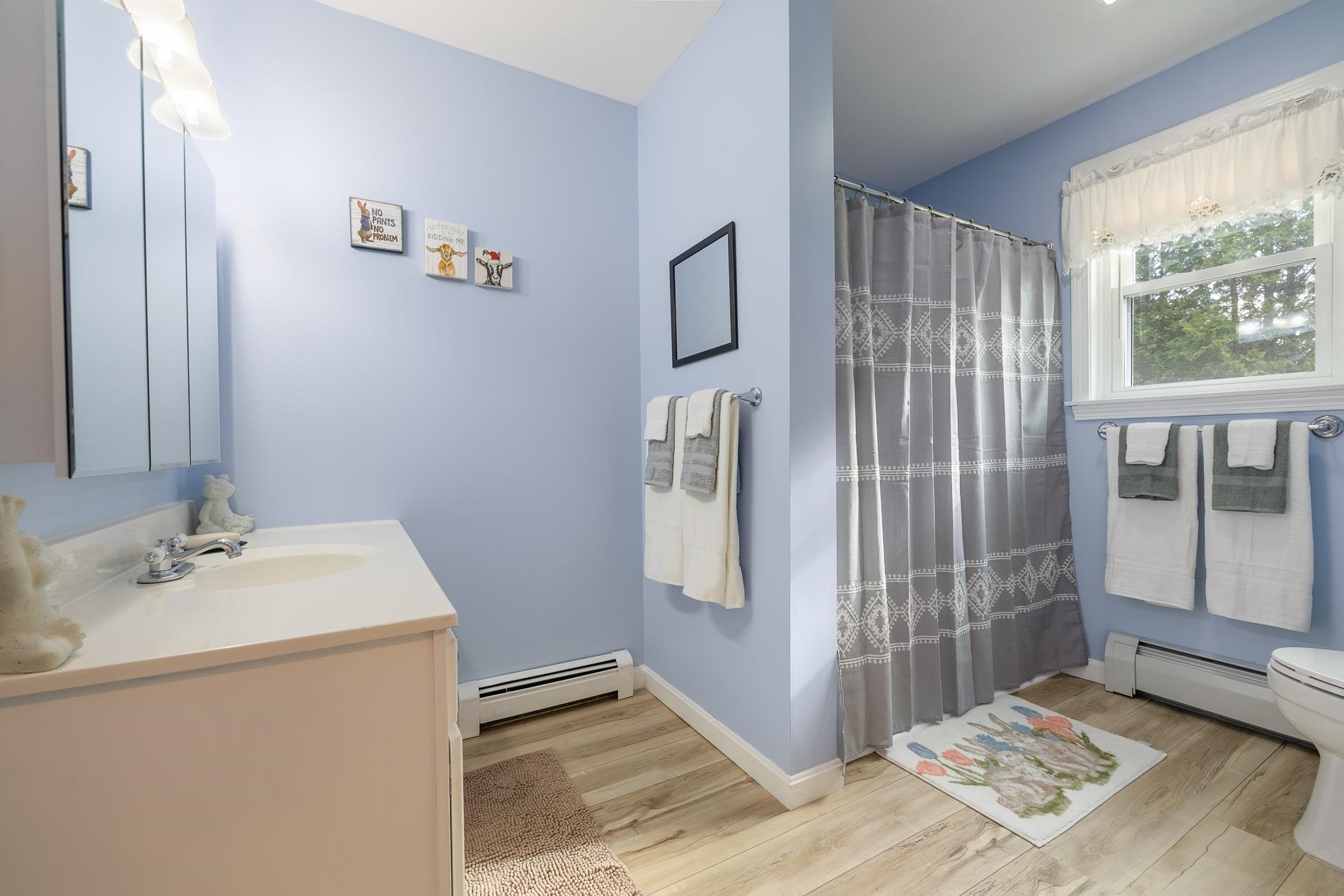 89 Truell Road Hartford, VT 05001 - Photo 17 of 38 Gallery Image 17
