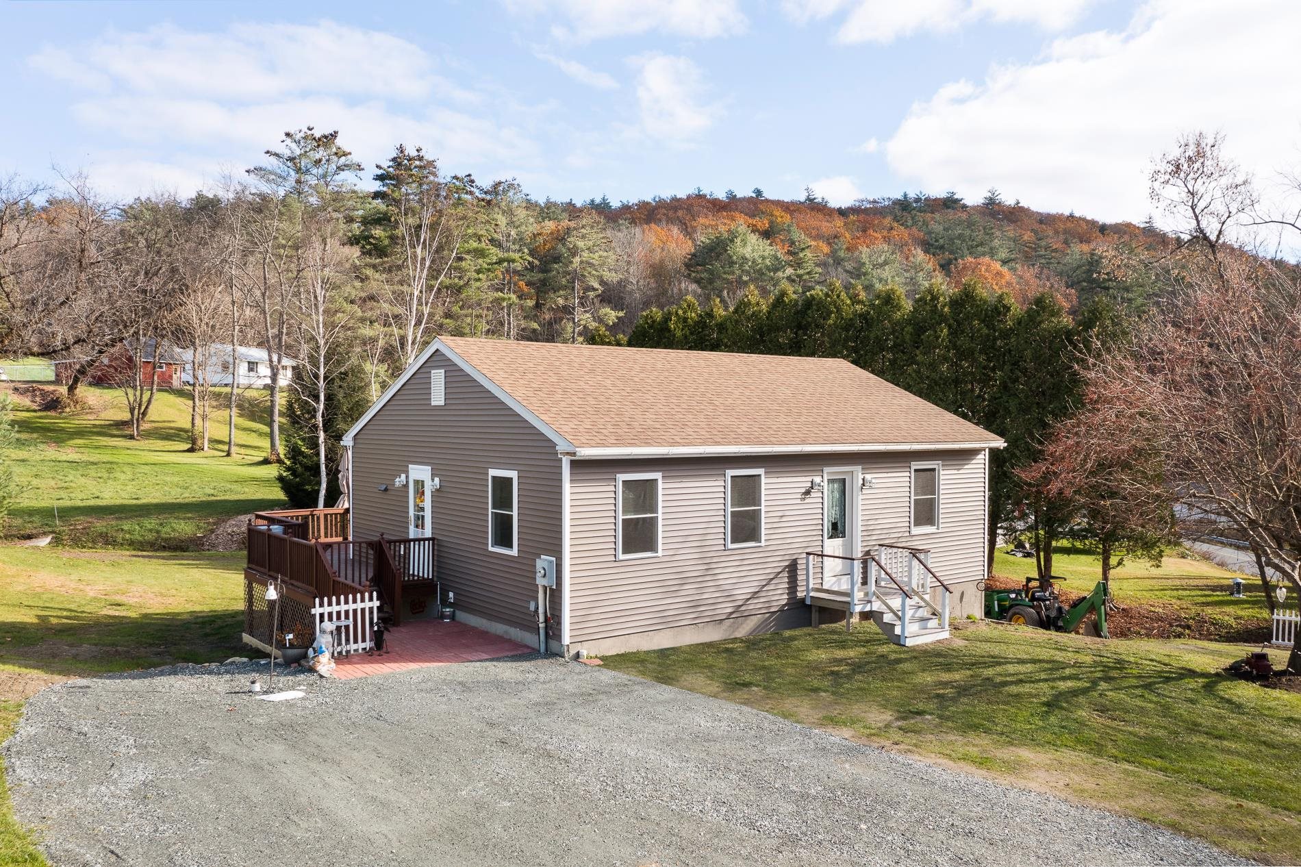 89 Truell Road Hartford, VT 05001 - Photo 29 of 38 Gallery Image 29