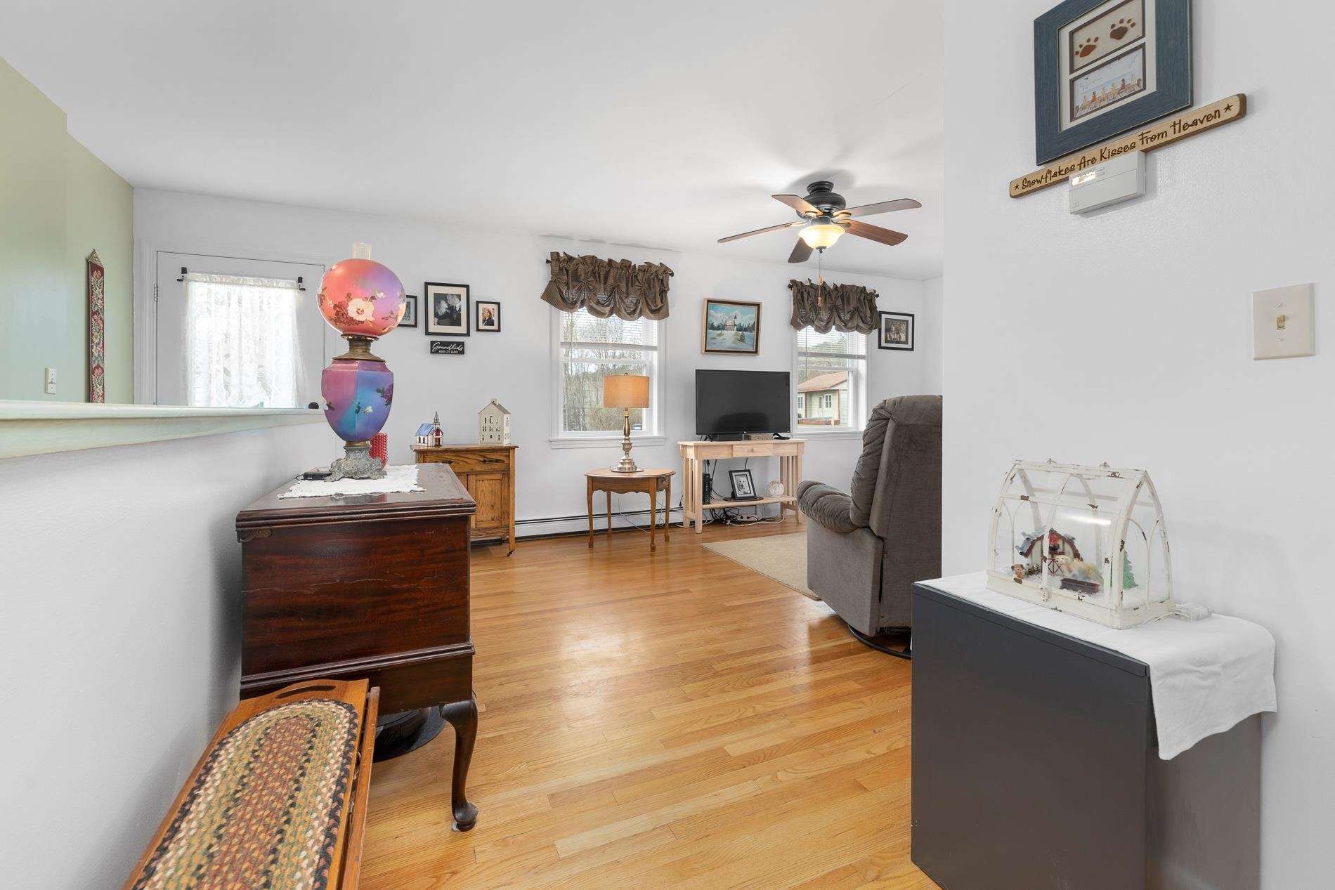 89 Truell Road Hartford, VT 05001 - Photo 5 of 38 Gallery Image 5