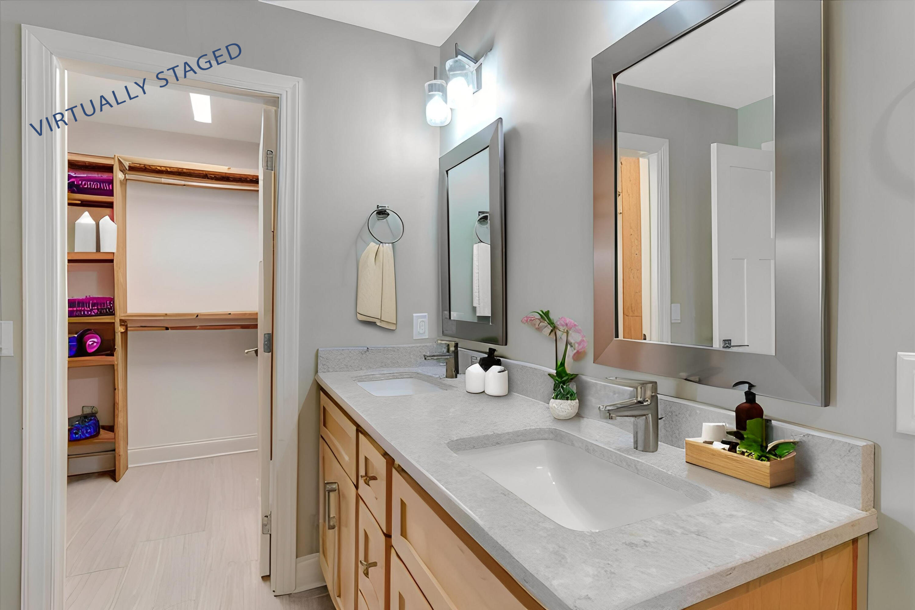 704 Hurricane Creek Road Chattanooga, TN 37421 - Photo 15 of 35 Master Bathroom, Cedar Closet