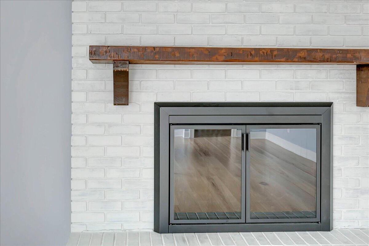704 Hurricane Creek Road Chattanooga, TN 37421 - Photo 6 of 35 Fireplace