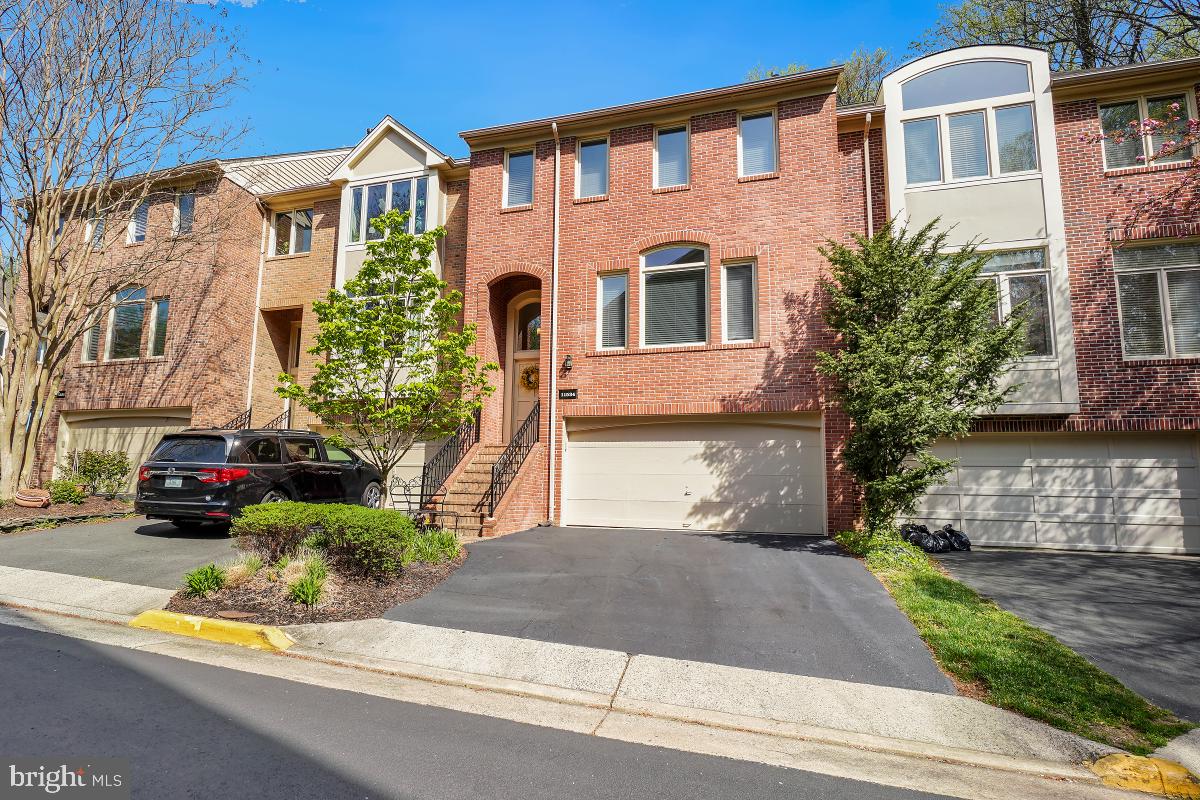 11534 Hemingway Drive Reston, VA 20194 - Photo 2 of 45 2 car garage brick townhome