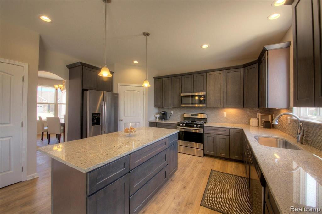 1380 McCully Lane Fenton, MI 48430 - Photo 12 of 45