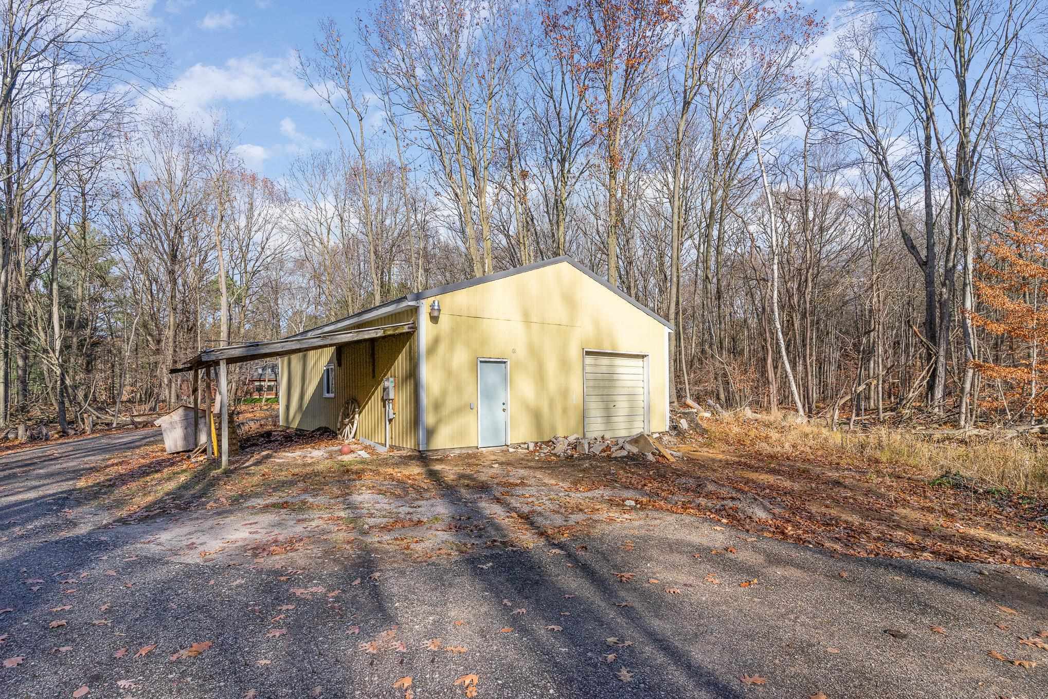 11457 Geddes Road Freeland, MI 48623 - Photo 36 of 39