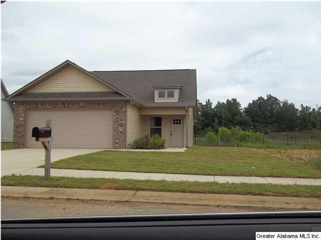 308 Maggie Way Calera, AL 35040 - Photo 1 of 15
