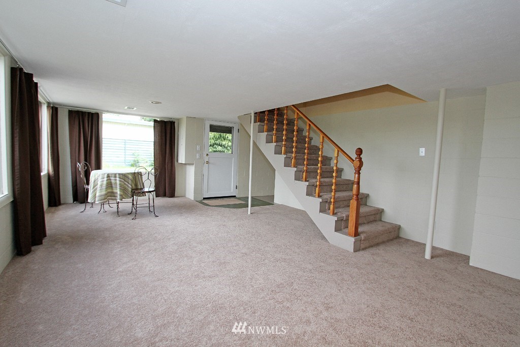2116 High Avenue Northeast Renton, WA 98056 - Photo 19 of 24