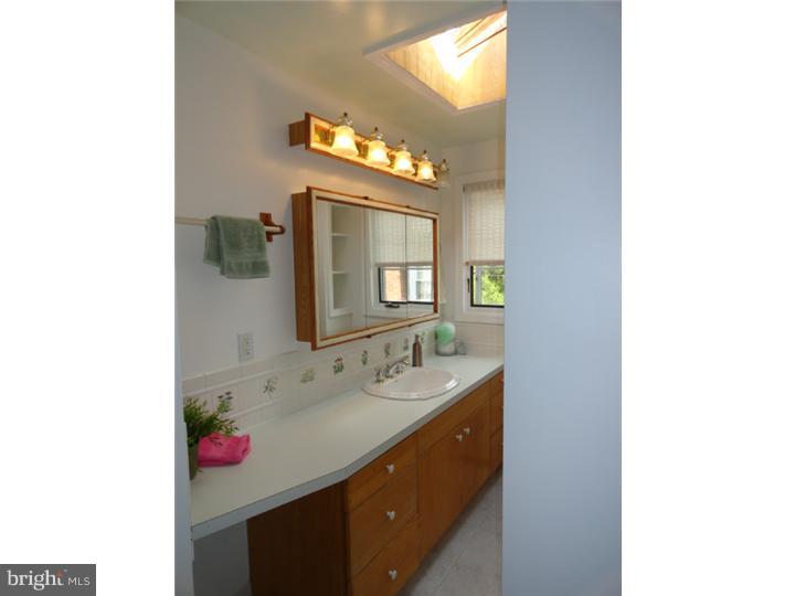 218 Wickford Road Havertown, PA 19083 - Photo 14 of 22 Master Bathroom