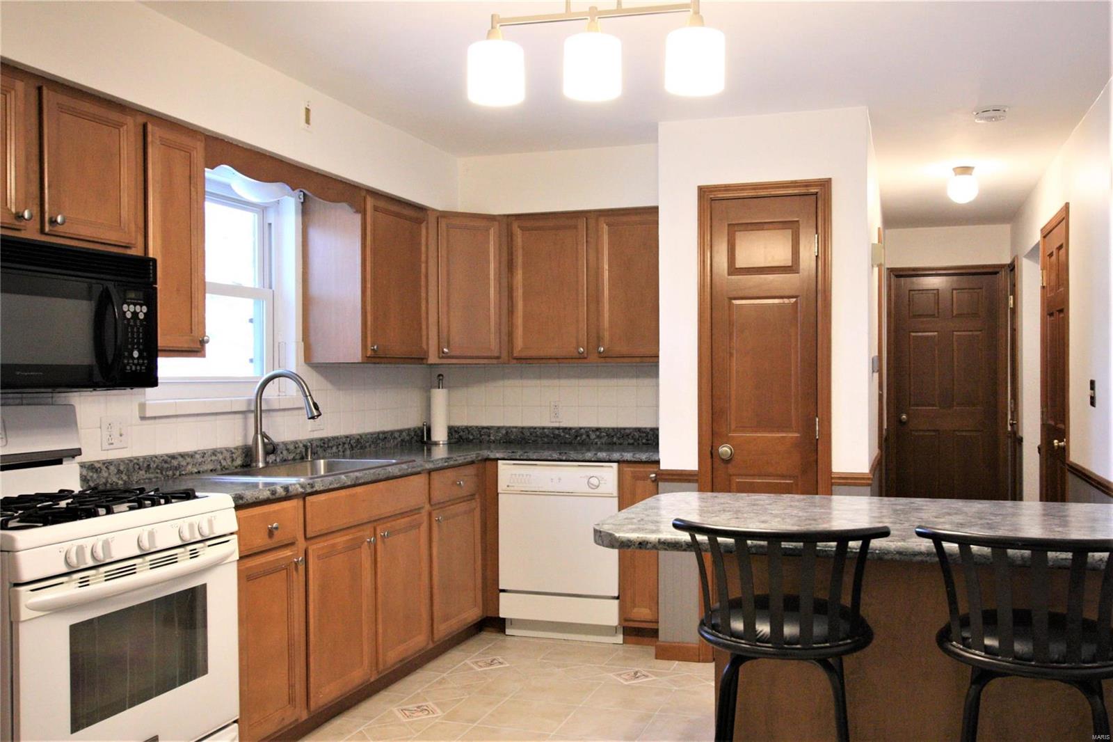216 Ridge Drive Smithton, IL 62285 - Photo 5 of 31