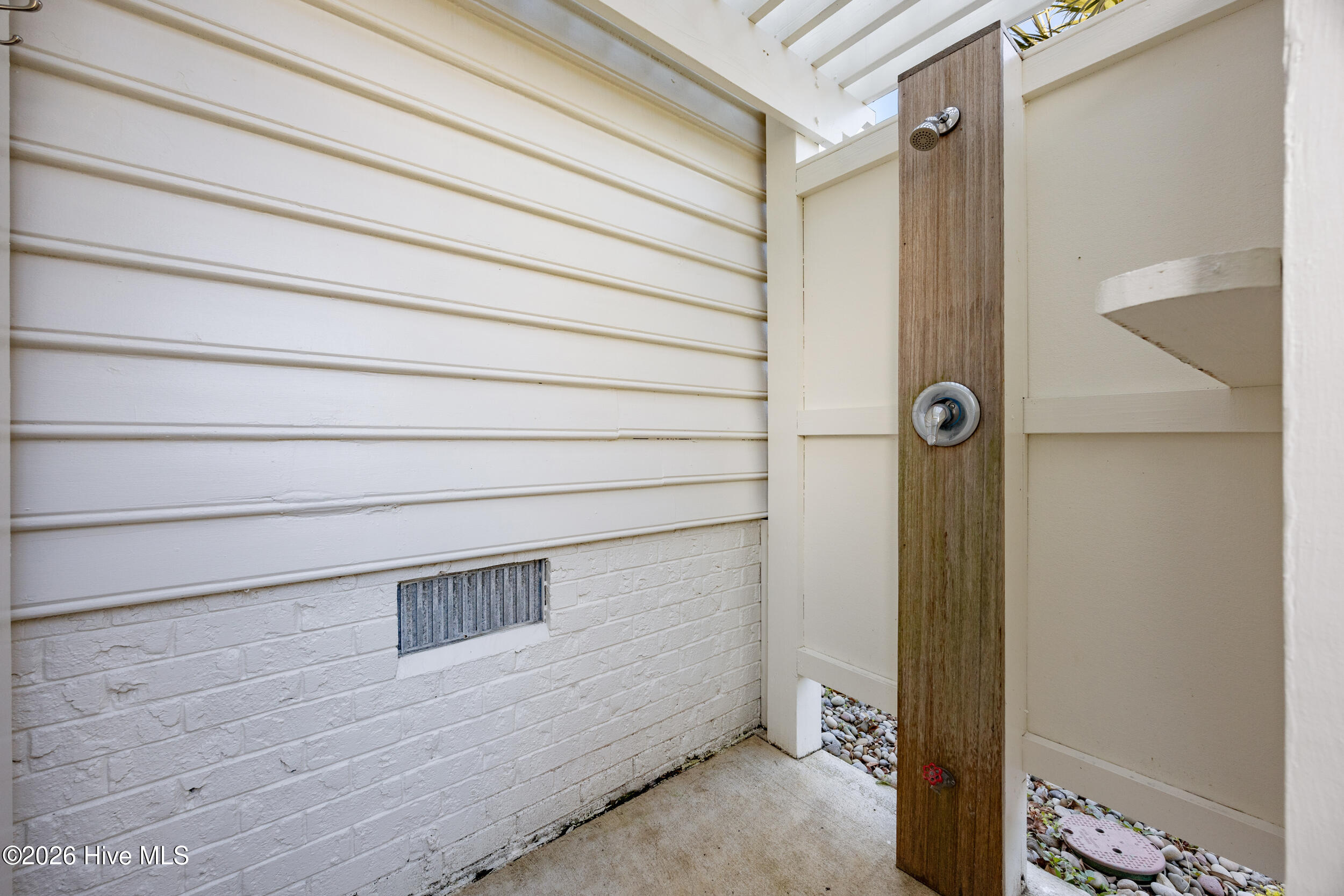 5913 Cedar Landing Road Wilmington, NC 28409 - Photo 68 of 87 70_outdoor shower