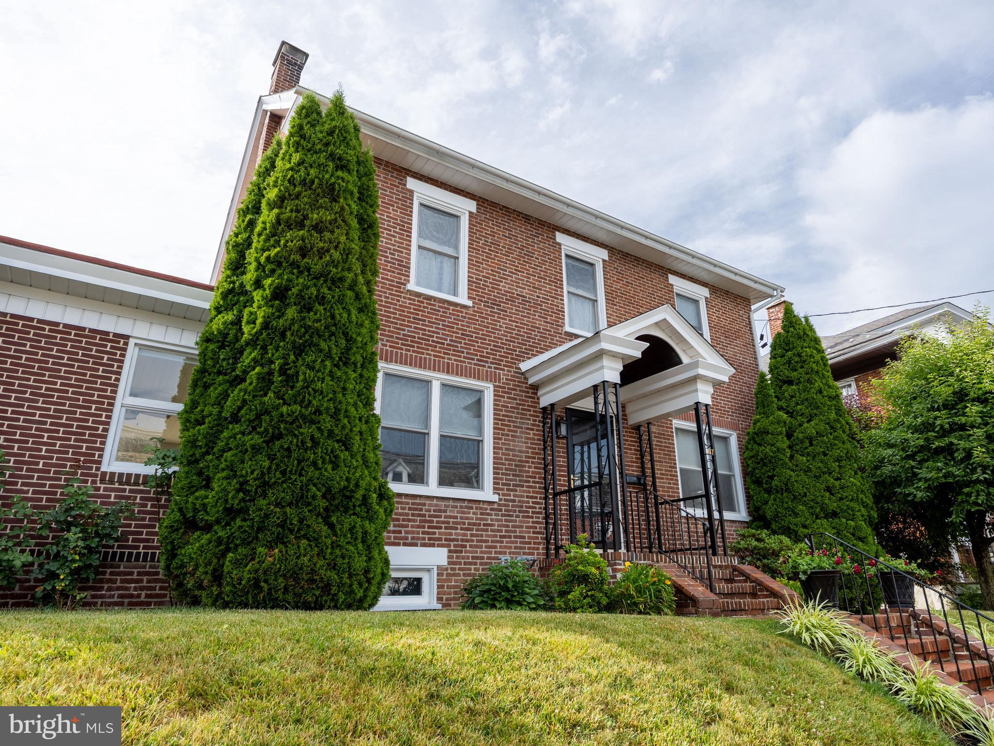 117 North Walnut Street Boyertown, PA 19512 - Photo 2 of 67