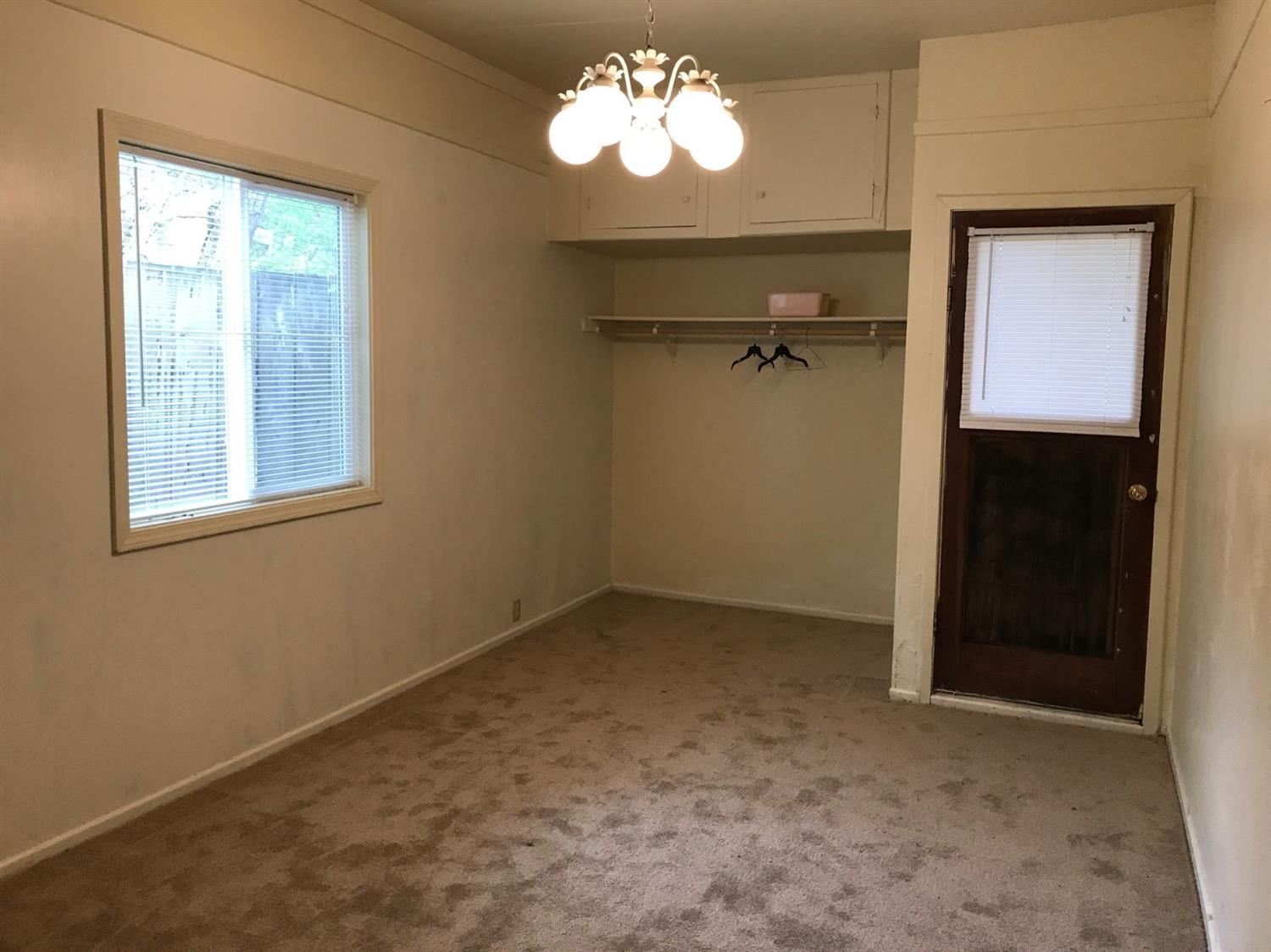319 Southeast Riverside Avenue Grants Pass, OR 97526 - Photo 11 of 13 Additional Photo