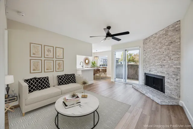 $139,000 | 18800 Egret Bay Boulevard, Unit 907, Houston, TX 77058