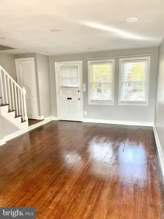 $3,400 | 565 East Nelson Avenue, Alexandria, VA 22301