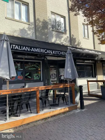 $3,750 | 565 East Nelson Avenue, Alexandria, VA 22301