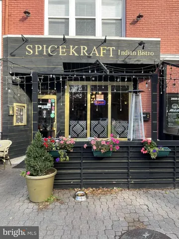 $3,750 | 565 East Nelson Avenue, Alexandria, VA 22301