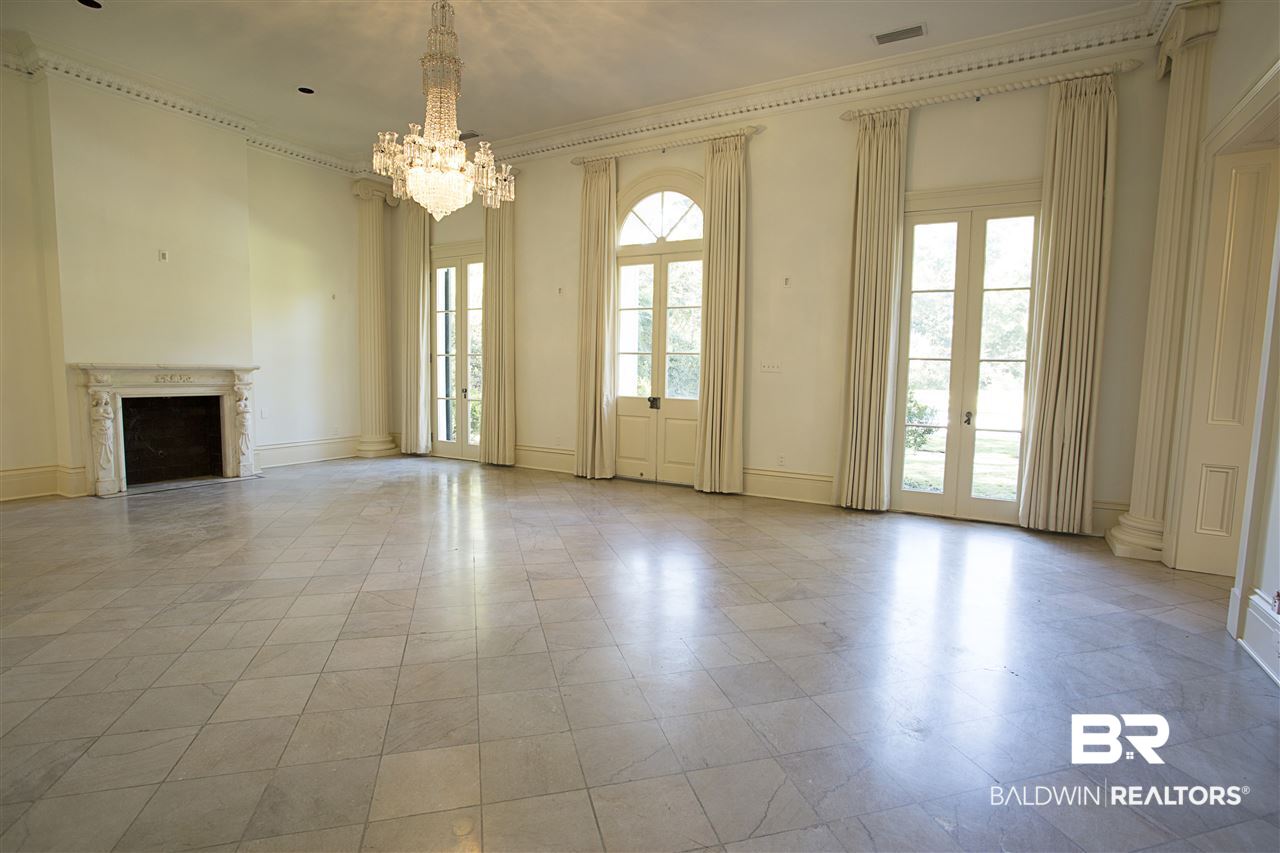 55 McGregor Avenue Mobile, AL 36608 - Photo 21 of 50 Ball Room overlooking pool
