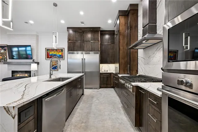 $989,000 | 560 Bocage Court, Covington, LA 70433