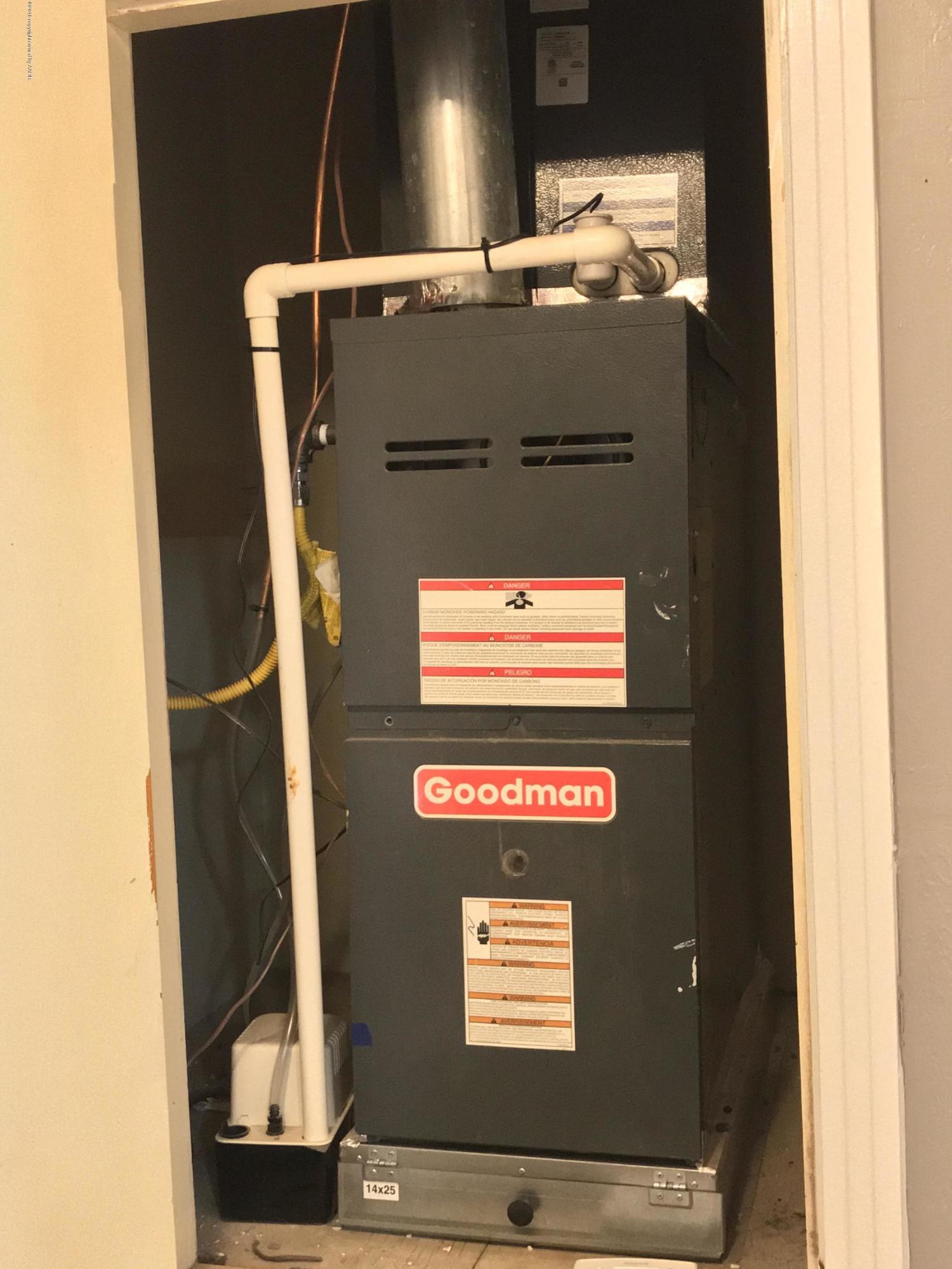 4632 Cline Road Amarillo, TX 79110 - Photo 23 of 27 a view of water heater room